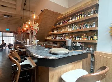 singapore/central-business-district/restaurant/coucou-authentic-swiss-restaurant-and-bar