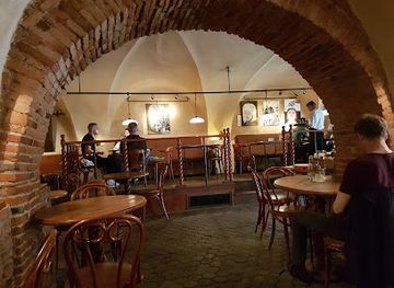 romania/brasov/restaurant/bistro-de-l-arte