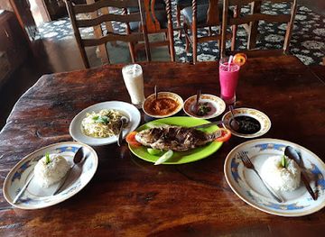 indonesia/lake-toba/restaurant/leo-s-restaurant