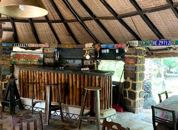 guinea/mamou-region/restaurant/restaurant-chez-claude