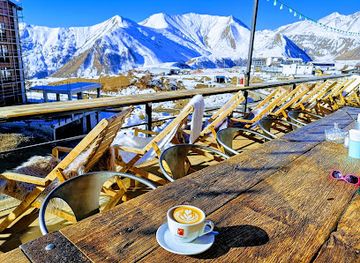 georgia/vardzia/restaurant/drunk-cherry-restaurant