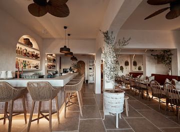 australia/sydney/bondi-beach/restaurant/ikaria-bondi