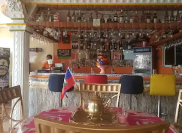 Global Universel Bar Resto and Hotel