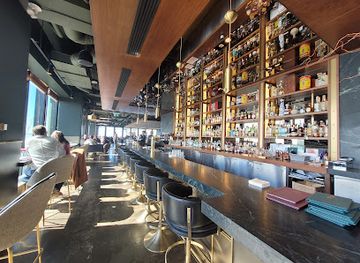 canada/toronto/restaurant/canoe