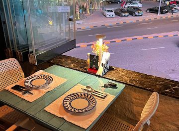 kuwait/al-shaheed-park/restaurant/vigonovo