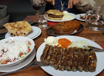 slovenia/posavje/restaurant/okrepcevalnica-stara-pumpa