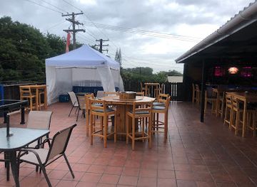 saint-vincent-and-the-grenadines/mustique/restaurant/prestige-cocktail-bar-and-lounge