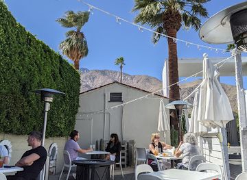 california/palm-springs/vista-las-palmas/restaurant/jake-s