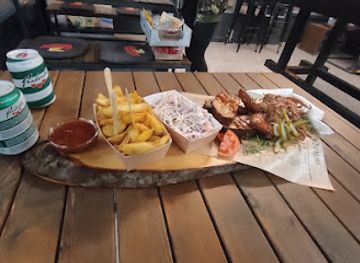 slovenia/posavje/restaurant/flying-smoker