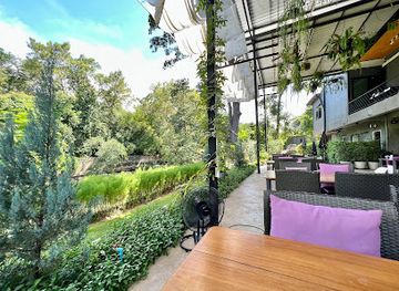 thailand/khao-yai/restaurant/river-curve-khao-yai-restaurant-cafe