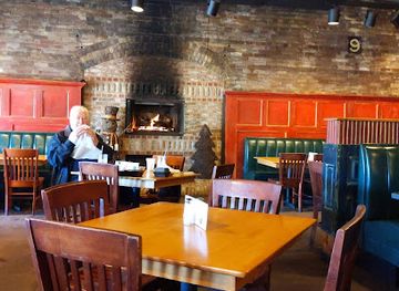 alabama/red-hills/restaurant/freight-house-restaurant