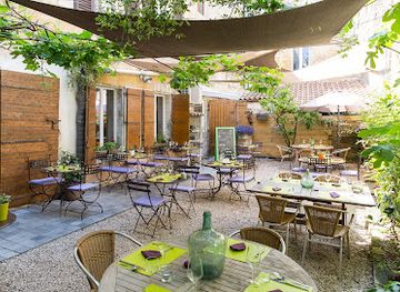 france/avignon/restaurant/au-jardin-des-carmes