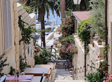 croatia/hvar-island/restaurant/black-pepper-restaurant