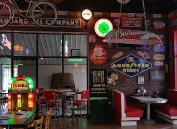 nebraska/grand-island/restaurant/the-filling-station