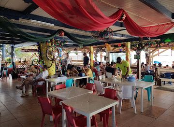 aruba/santa-cruz/restaurant/zeerover