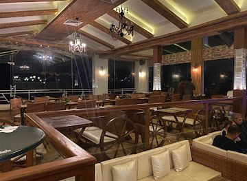 nepal/pokhara/restaurant/dunga-restro-lounge-bar