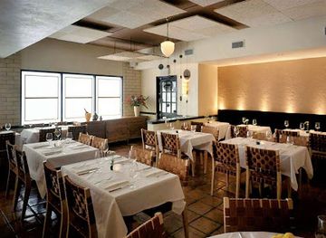texas/austin/restaurant/wink-restaurant-wine-bar