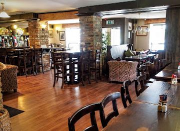 ireland/wicklow-mountains/restaurant/the-woodpecker-bar-restaurant-ashford