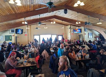 new-hampshire/dartmouth-lake-sunapee-region/restaurant/goosefeathers-pub