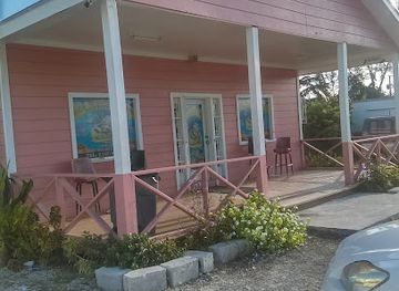 the-bahamas/andros-town/restaurant/dorans-cafe