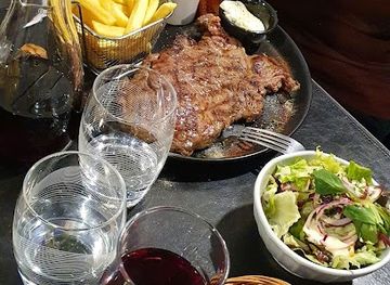 luxembourg/alzette-valley/restaurant/restaurant-mise-en-scene-restaurant-mise-en-scene-grillades-steak-sur-pierre-chaude-cuisine-francaise