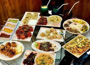 oman/rub-al-khali-desert/restaurant/momo-king-azaiba