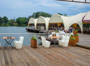 ukraine/sian-river/restaurant/khata-rybaka