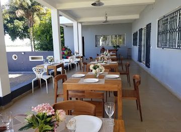 madagascar/andasibe/restaurant/la-residence-du-lac-soaiadanana