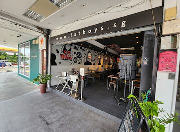 singapore/macritchie-reservoir/restaurant/fatboy-s-the-burger-bar
