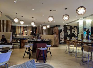 dominican-republic/santo-domingo/malecon/restaurant/luna-tapas-bar-restaurant