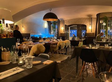 belgium/ghent/kouter/restaurant/le-homard-rouge