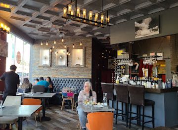 california/san-leandro/restaurant/moussaka-mediterranean-kitchen