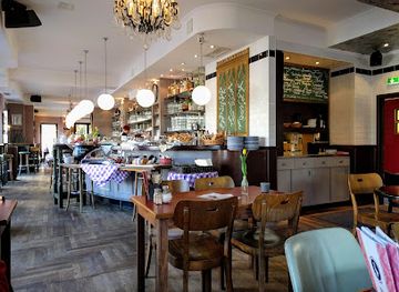 germany/dusseldorf/altstadt/restaurant/schwan-restaurant-dusseldorf-altstadt