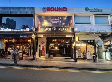 singapore/holland-village/restaurant/perle-noire-oyster-grill-bar-holland-village