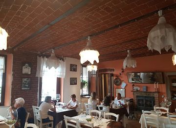 italy/monferrato/restaurant/agriturismo-ristorante-vineria-porrati