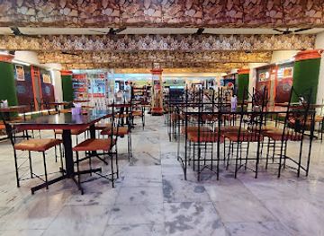 india/vadodara/sayajigunj/restaurant/times-cafe-sayajigunj