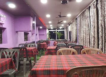 india/rishikesh/laxman-jhula/restaurant/purple-dhaba