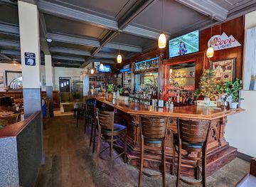 new-york/lake-placid/restaurant/luna-restaurant