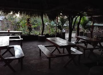 nicaragua/ometepe/restaurant/margarita-s-bar-lunch