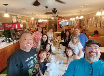 louisiana/southwest-louisiana/restaurant/leonard-s-food-quarters