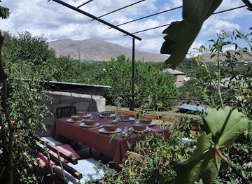armenia/vayots-dzor/restaurant/under-the-walnut-tree