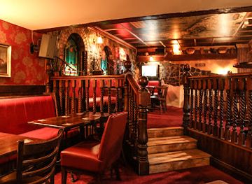 united-kingdom/antrim/restaurant/maddens-bar-restaurant