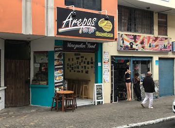 ecuador/oriente/restaurant/arepas-to-go