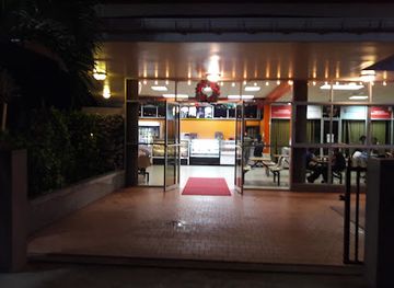 guyana/skeldon/restaurant/spready-s-snackette-bakery