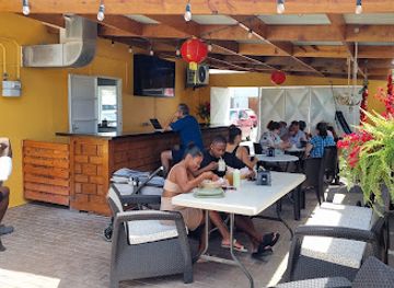 aruba/oranjestad/restaurant/arepados-bar-cafe-aruba
