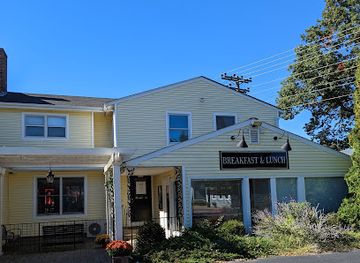 Black Dog Bar and Grille