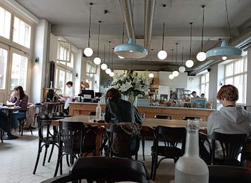 poland/wroclaw/restaurant/charlotte