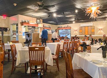 maryland/assateague-island-national-seashore/restaurant/bill-s-prime-seafood-steaks