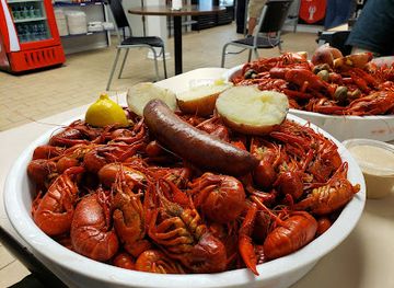 louisiana/bayou-country/restaurant/bayou-cane-seafood-market