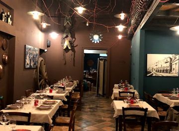 italy/bari/madonnella/restaurant/ceralacca